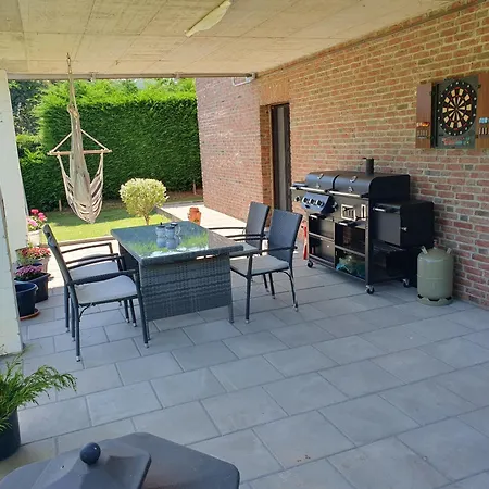 Eifel-oase Mit Garten Apartmán *